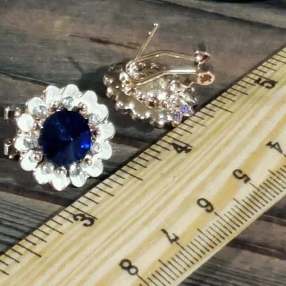 Sapphire Blue Lady Di Style Austrian Rivoli Crystal Earrings - Picture 12 of 12